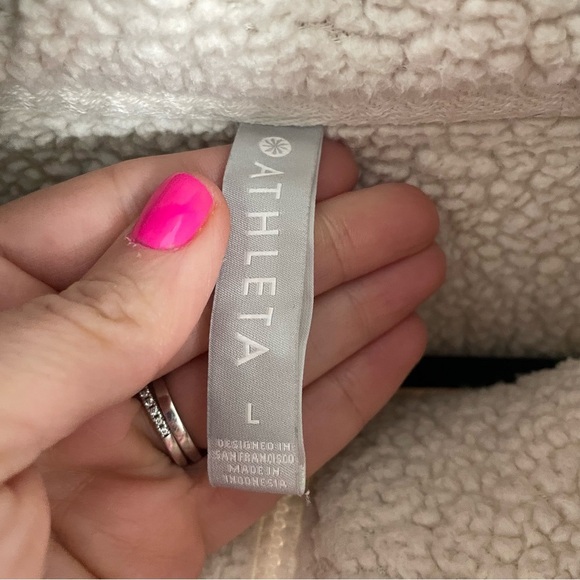 Athleta Talus Sherpa Half Zip Pullover Sweatshirt Teddy Fleece Jacket L Cream 15 - Picture 6 of 13